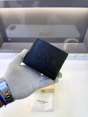 Salvatore_Feraagam Black Premium Quality Wallet Fa 1135
