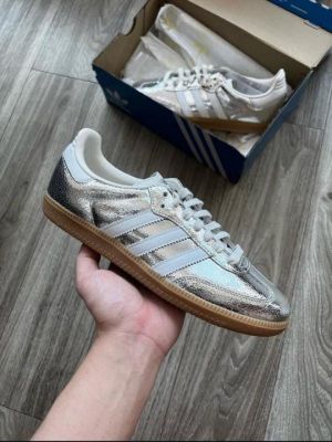Adid Samba Cracked Silver