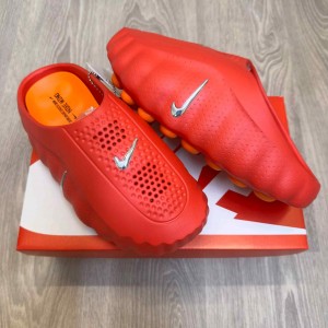 Nik.e Mind 001 Premium Red Slides