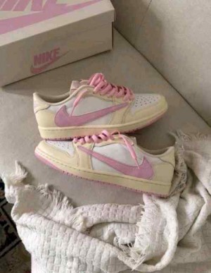 Travis Scott X Air Jordan 1 Low OG Shy Pink womens Semi Ua fix 145