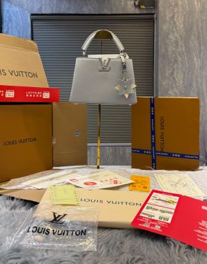 Loui_vuitton Artycapucines Nicholas Hlobo premium packaging 6267