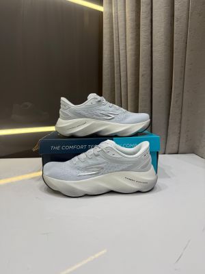 SKECHERRS AERO BURST WHITE FIX