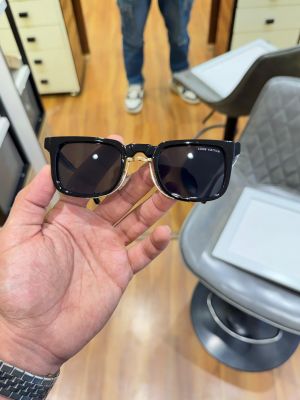 Loui vuitton 1008 black gold