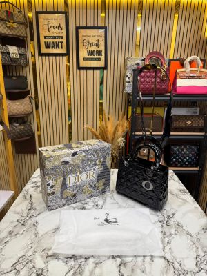 Christian Dio Medium lady Glossy Handbag With Box And Dust Bag (Black) 1809