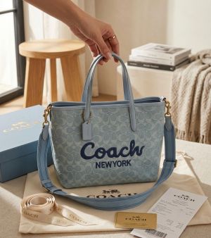 Coac Signature City Tote Bag DusBag 6274