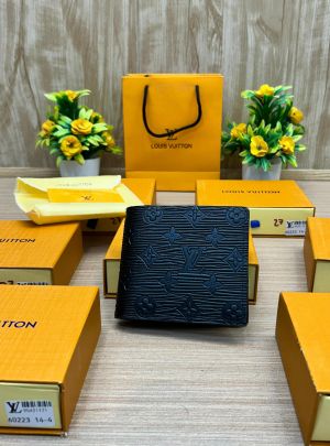 LOUIIS VUITTON  WALLET  V970