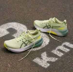 Asicss GEL-KAYANO 31 COOL MATCHA 626