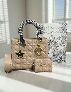 Christian lady Combo gift set premium quality with og box 6462