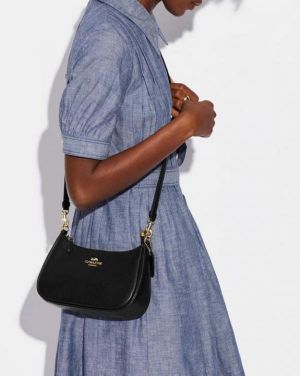 Coac Penelope Shoulder Bag in Signature Canvas With Magnetic Box And Dust Bag (Black 8386)