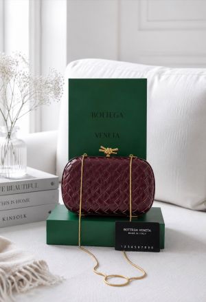 Bottega Veneta Burgundy Knot Clutch  Premium Quality  Full Brand Packaging 5048