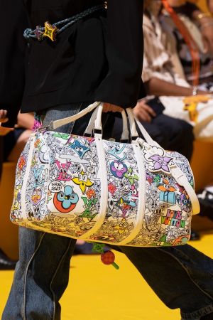 Louiis Vuitton LV M21863 Keepall Bandoulire Character Premium Unisex Duffle Bag With Dust Bag & Accessories (White - 678)