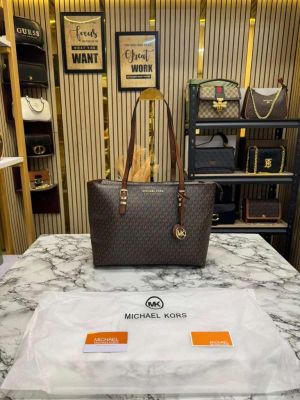 Michael Kor Jet Set Zip Logo Large Tote Bag With Dust Bag (M04)