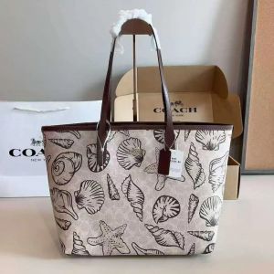 Coacch city Hutton tote bag withbox 6493
