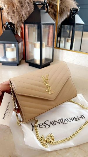 YSL SAINT LAURENT Grain De Poudre Matelasse Chevron Medium Monogram  with brand box 5907