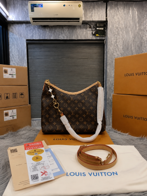 Loui Vuitton Artycapucines Nicholas Hlobo premium packaging 6349