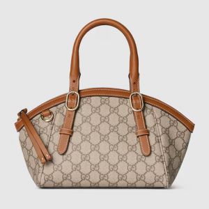 GUCC GG Emblem small top handle bag with box 5123