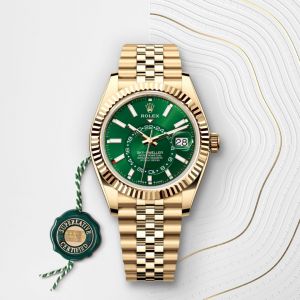 Roleex Sky-Dweller 42mm Yellow Gold Chain Green Dial