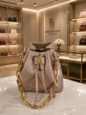 Louiis_Vuittion Lv Coussin Bucket Bag With Box & Dust Bag Sling Chain Sling BeltBill