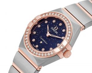 Omeg_ga Constellation Quartz luxury watch.