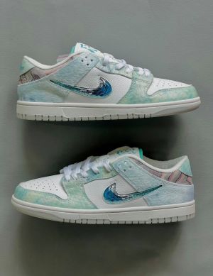 NIKKE SB DUNK LOW YEAR OF THE DRAGON