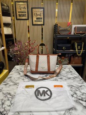 Michael Korrs Logo Signature Satchel Handbag With Dust Bag (Beige) (V-24002)