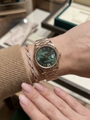 Roleex Women Rosegold Green Dial