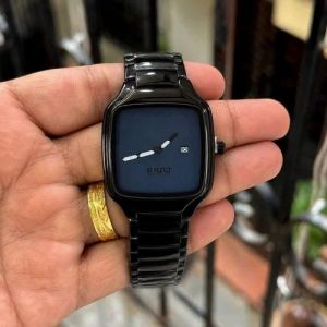 Rad_ True Square Quartz Undigital WC 1831