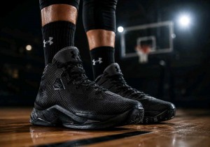 Underr Armour Curry 2.5 Triple Black 6107