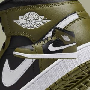 Air Jordan 1 Mid Medium Olive fixed