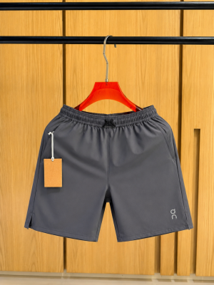 On Cloud IMPORTED STORE ARTICLE SHORTS