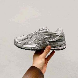 Neww balancee 1906A concrete silver 604