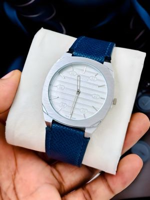 Guccci 25H Blue Leather Strap Silver White Dial