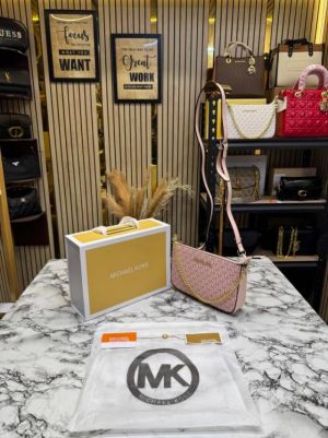 Michael Korrs Jet Set Pochette Signature Logo Crossbody Bag With Magnetic Box And Dust Bag (Pink-22318)