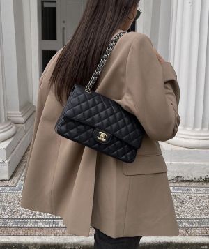 Channel jumbo shoulder bag with og box(861121B-black)