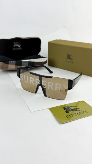 Burberr_black_gold