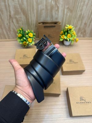 BURBERRRY BELT_B199