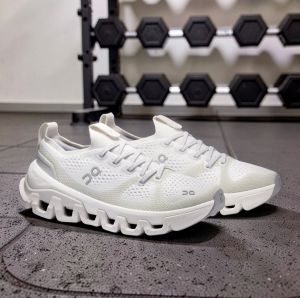 On Cloud X Tempo White