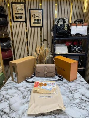 Loui vuitton marellini shoulder bag with double og box and dust ba apricot