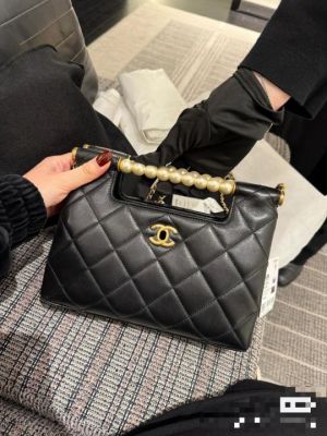 Channel Pearl Classic Flap Shoulder Bag With OG Box & Dust Bag (Black - 1160)