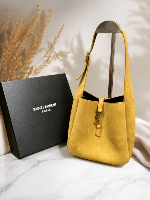Ysl Saint Laurent Le 5 7 Mini Hobo Textured Leather Apricot Khakhi Shoulder Bag With OG Box Dust cover & Carry Ba ricot Khakhi 6090