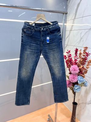 Guc_c Blue Shade Premium Imported Stretchable Lycra Fabric Straight Fit Denim with Embroidered Design Sale Offer 3489
