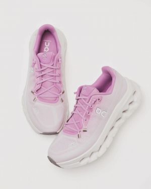 WMN On Running Cloudtilt Bloom Sakura