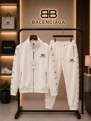 Versac 100% Imported Fabric Very Premium Heavy Tracksuit CS434