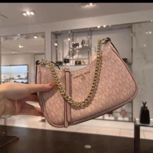 Michael kor Jet Set Charm Small Logo Pochette Bag ( Box Dust Bag) 1828