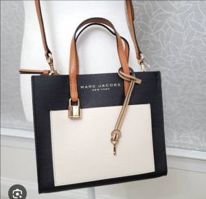 MARC JACOBS TOTE BAG WITH BRAND DUST BAG BOX 5006 5159