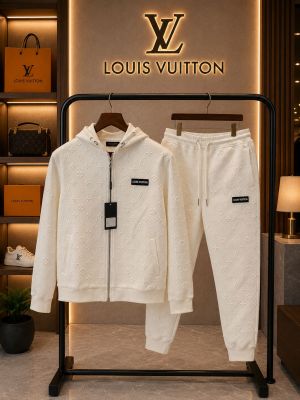 Loui Vuitton 100% Imported Fabric Very Premium Heavy Tracksuit CS434
