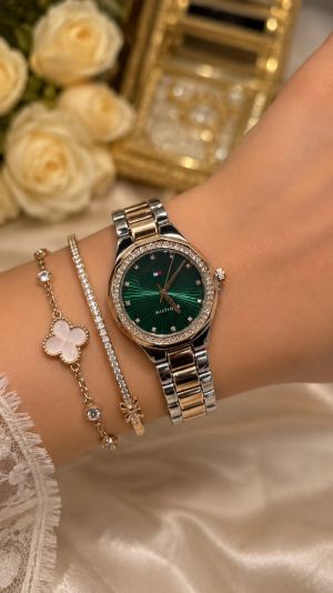 Tommy Hilfigher Women Rosegold Two Tone Green Dial