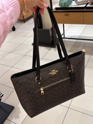 Coacch Station Tote Premium Quality With Original DustCover & Tags