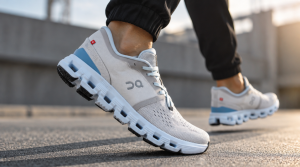 On Running Cloud x Feminino Silver Chambray 367