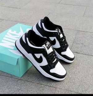 Nikke Sb Dunk Low Panda 394